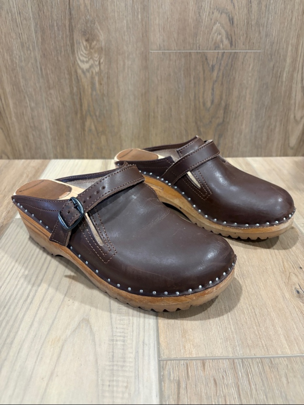 Troentorps Raphael Brown Leather Clog Mules Wood Platform Buckle Studded size 38